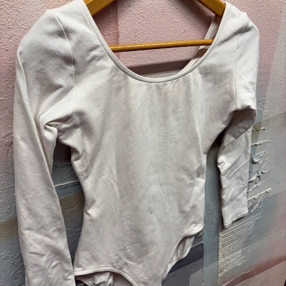 Capezio Cream Lined Scoop Neck Long Sleeve Classic Ballet Dance Leotard XL - Picture 2 of 6